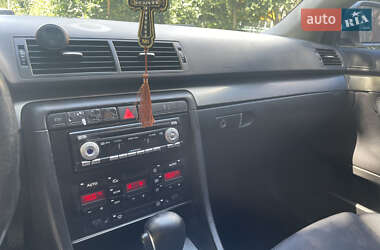 Универсал Audi A4 2003 в 