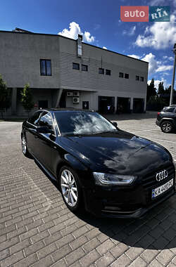 Седан Audi A4 2014 в Києві