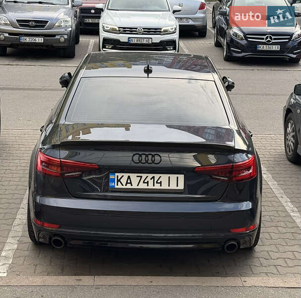 Седан Audi A4 2016 в Киеве