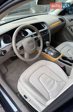 Седан Audi A4 2009 в 
