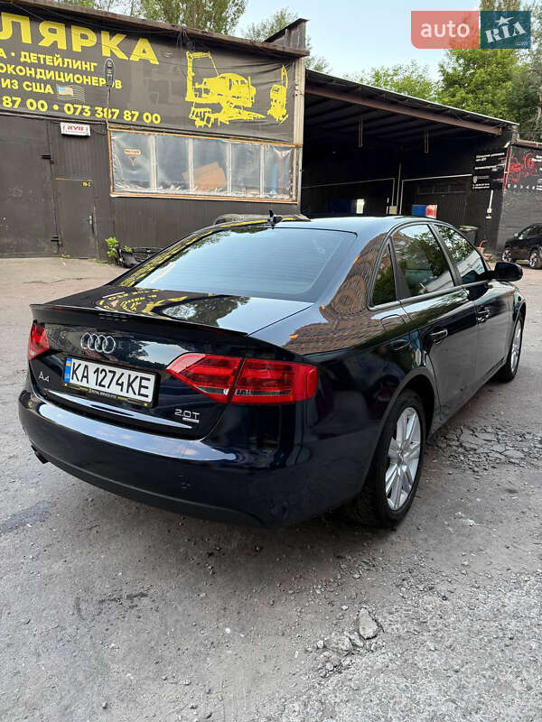 Седан Audi A4 2009 в Киеве