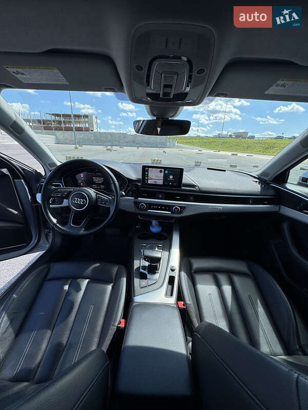 Седан Audi A4 2017 в Львові