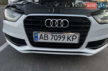 Седан Audi A4 2015 в 