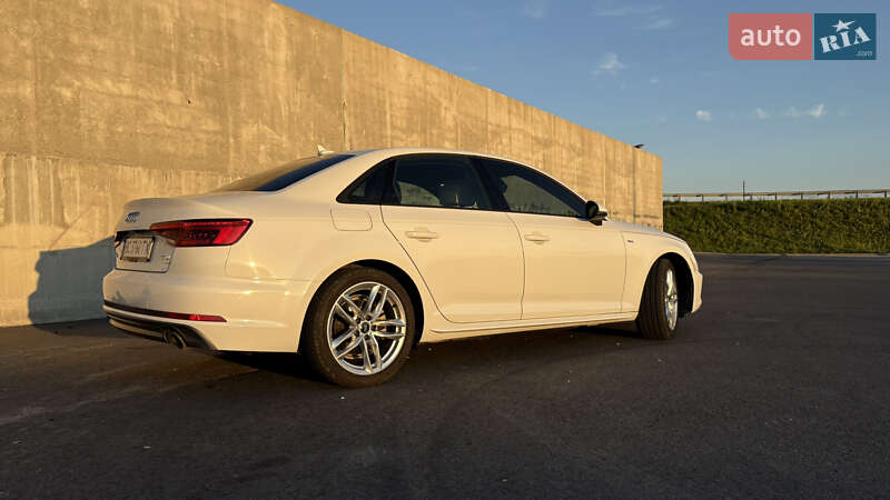 Седан Audi A4 2017 в Львове