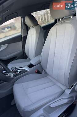 Универсал Audi A4 2020 в 