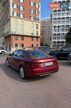 Седан Audi A4 2017 в 