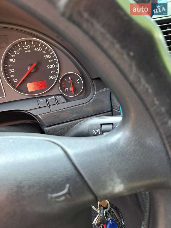 Универсал Audi A4 2003 в 