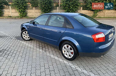 Седан Audi A4 2001 в 
