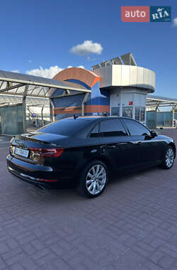 Седан Audi A4 2016 в 