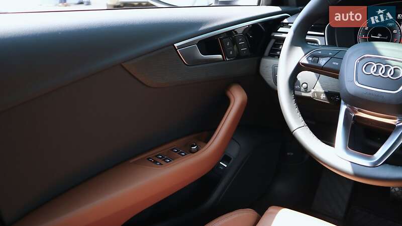 Седан Audi A4 2023 в Киеве