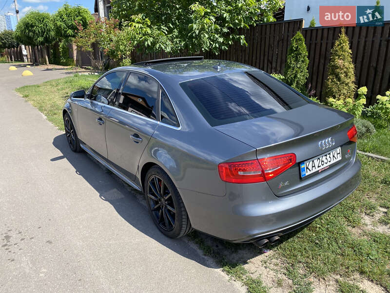 Седан Audi A4 2015 в Києві