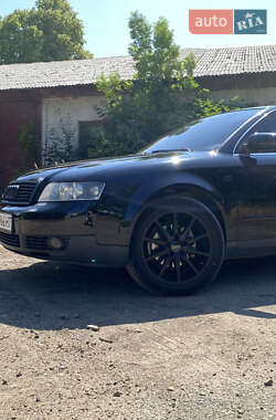 Седан Audi A4 2001 в 