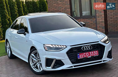 Седан Audi A4 2022 в 