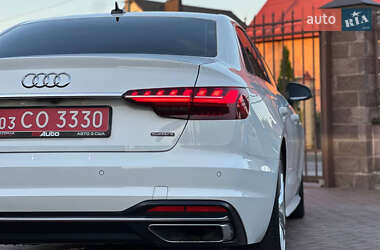 Седан Audi A4 2022 в 