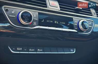 Седан Audi A4 2016 в 