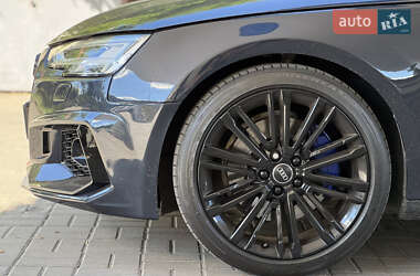 Седан Audi A4 2016 в 