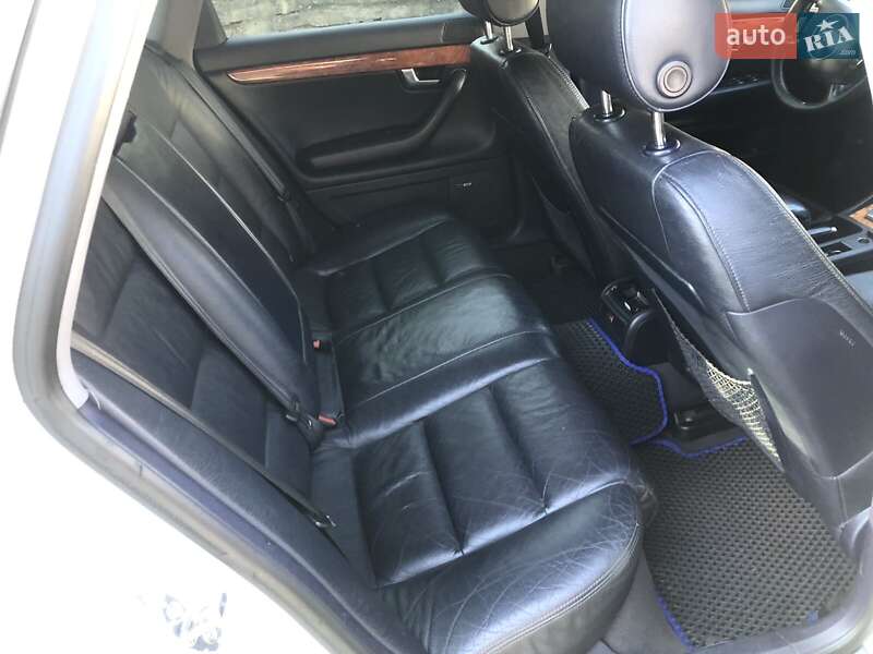 Седан Audi A4 2004 в Полтаве