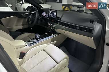 Седан Audi A4 2020 в 