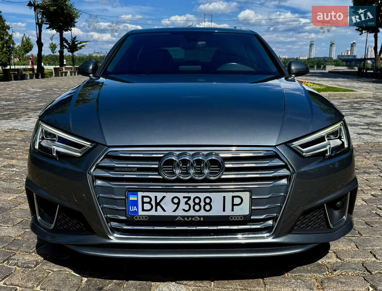 Audi A4 2019