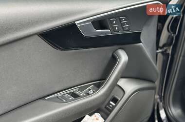 Седан Audi A4 2016 в 