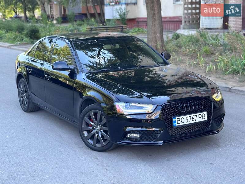 Седан Audi A4 2012 в Запоріжжі