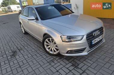 Седан Audi A4 2013 в 