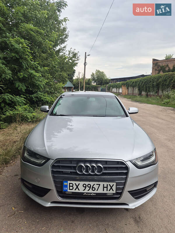 Седан Audi A4 2013 в Бердичеве
