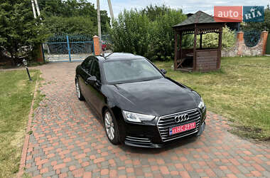Седан Audi A4 2017 в 