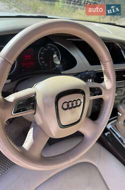 Седан Audi A4 2012 в 