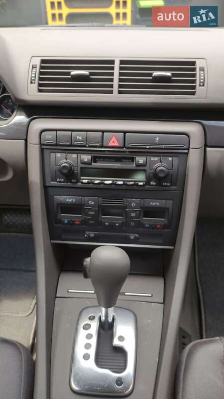 Седан Audi A4 2002 в Тернополе