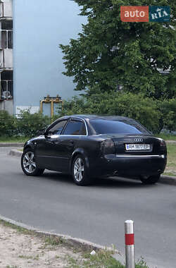 Седан Audi A4 2001 в 