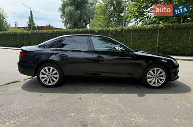 Седан Audi A4 2016 в 
