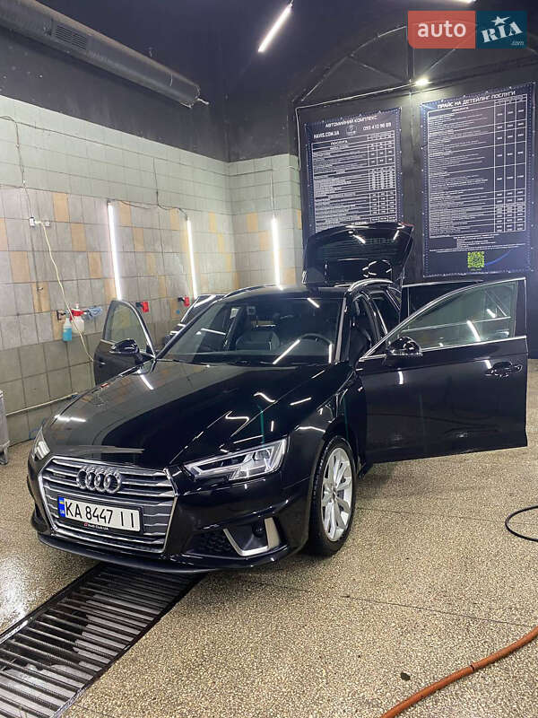 Універсал Audi A4 2018 в Києві