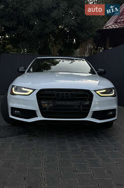 Седан Audi A4 2013 в 