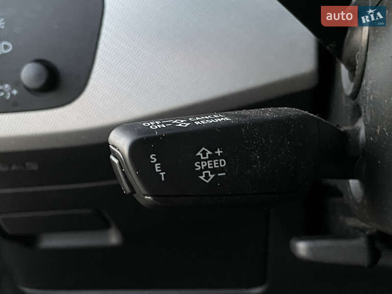 Седан Audi A4 2017 в Луцке