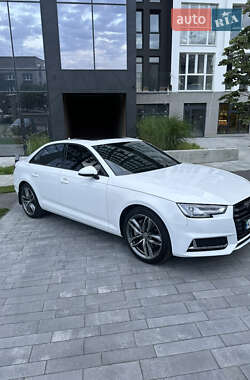 Седан Audi A4 2016 в 