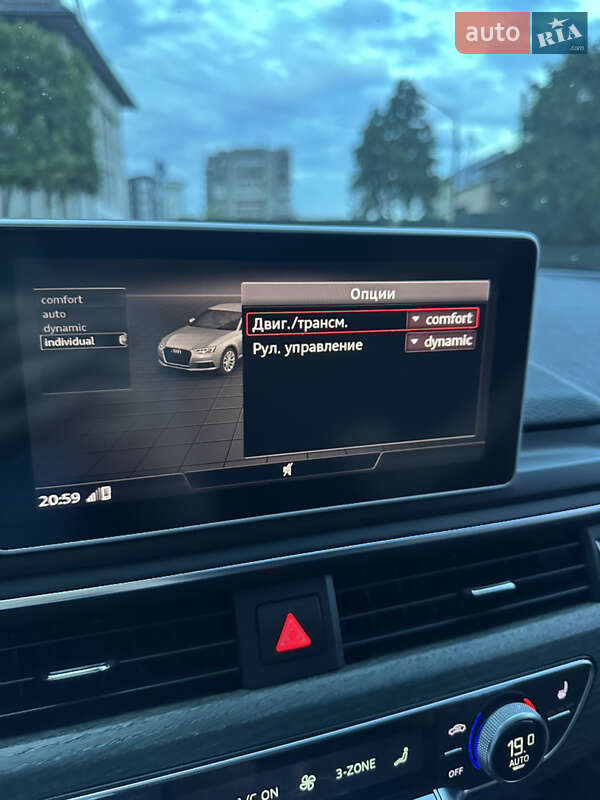 Седан Audi A4 2016 в Киеве