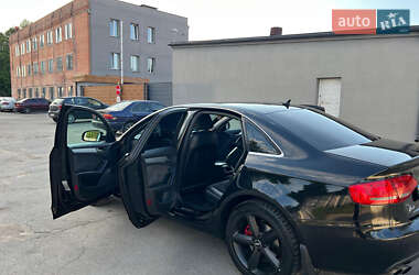 Седан Audi A4 2010 в 