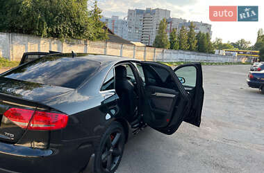 Седан Audi A4 2010 в 