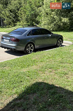 Седан Audi A4 2014 в Полтаве