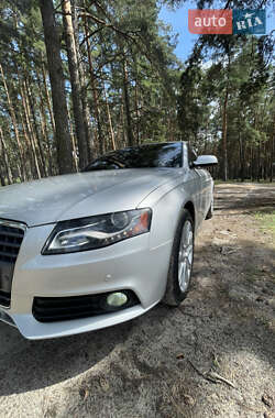 Седан Audi A4 2011 в Сумах