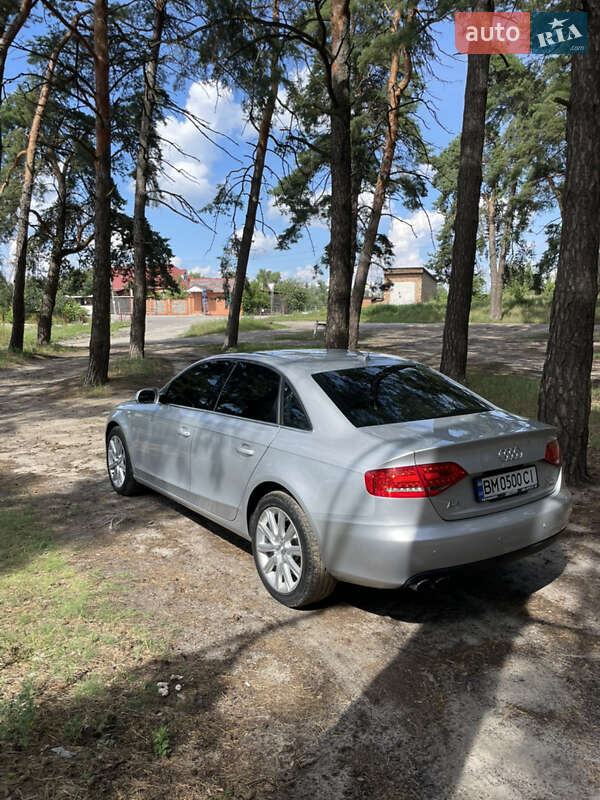Седан Audi A4 2011 в Сумах