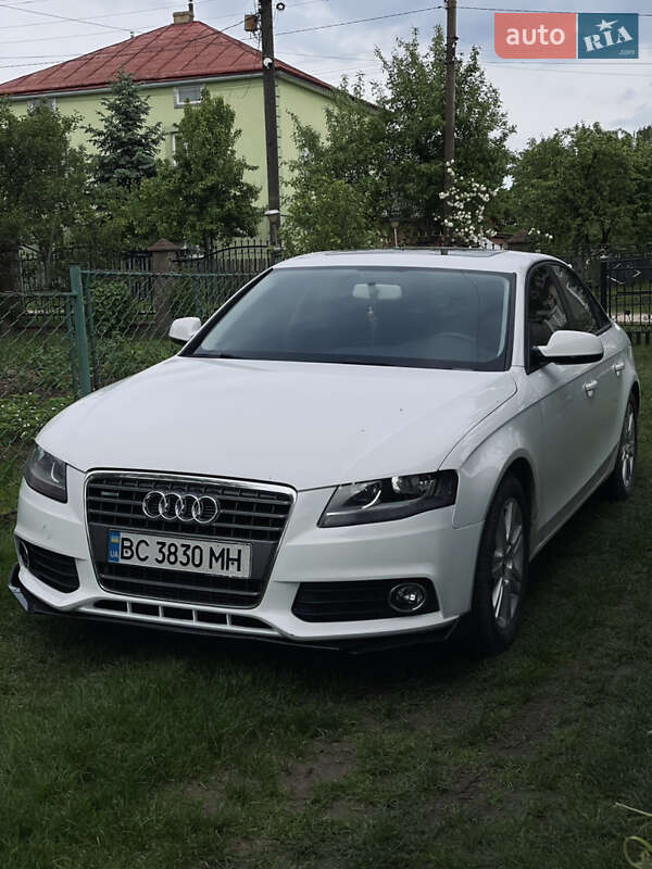 Седан Audi A4 2011 в Трускавце
