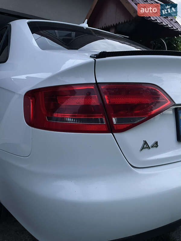 Седан Audi A4 2011 в Трускавце