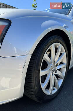 Седан Audi A4 2012 в 