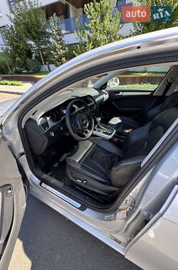 Седан Audi A4 2012 в 
