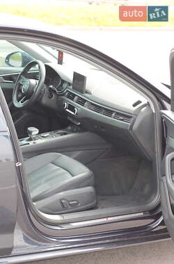 Седан Audi A4 2018 в Львове