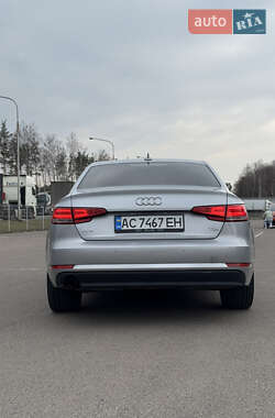 Седан Audi A4 2016 в 