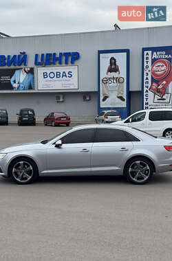 Седан Audi A4 2016 в 