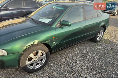Седан Audi A4 1996 в 